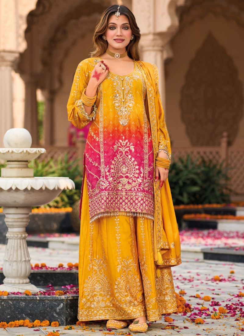 Adorable Zari Designer Salwar Kameez