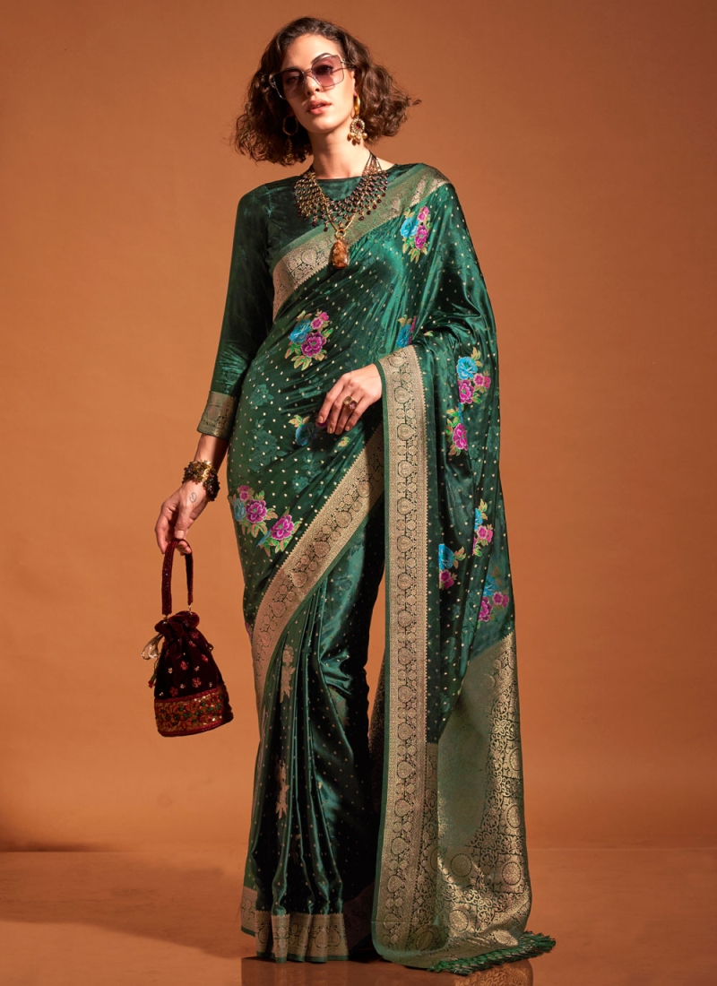 Amusing Green Handloom silk Traditional Saree