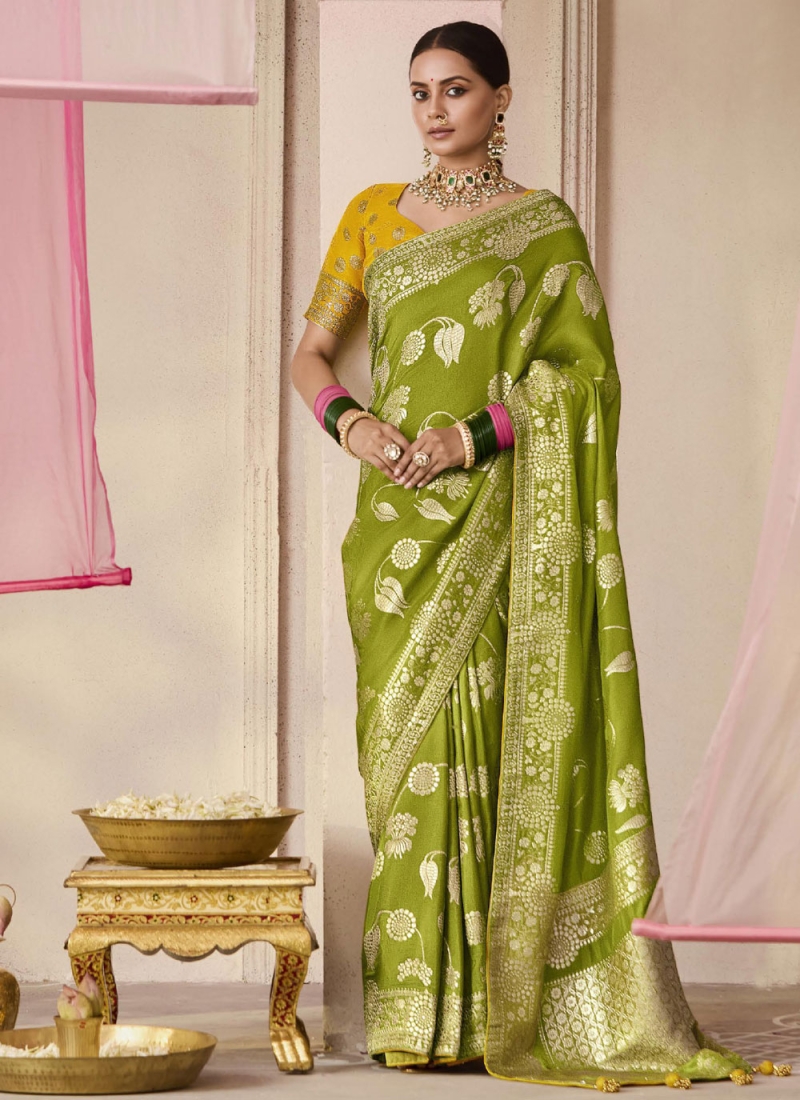 Arresting Floral Patterns Viscose Green Contemporary Saree