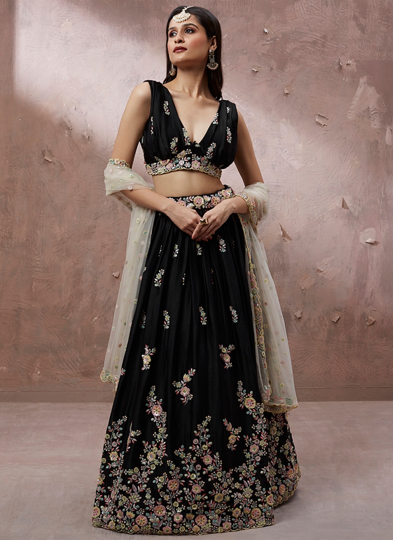 Buy FUSIONIC Black Color Georgette Fabric Mirror And Zari Work Lehenga For  Women at Amazon.in