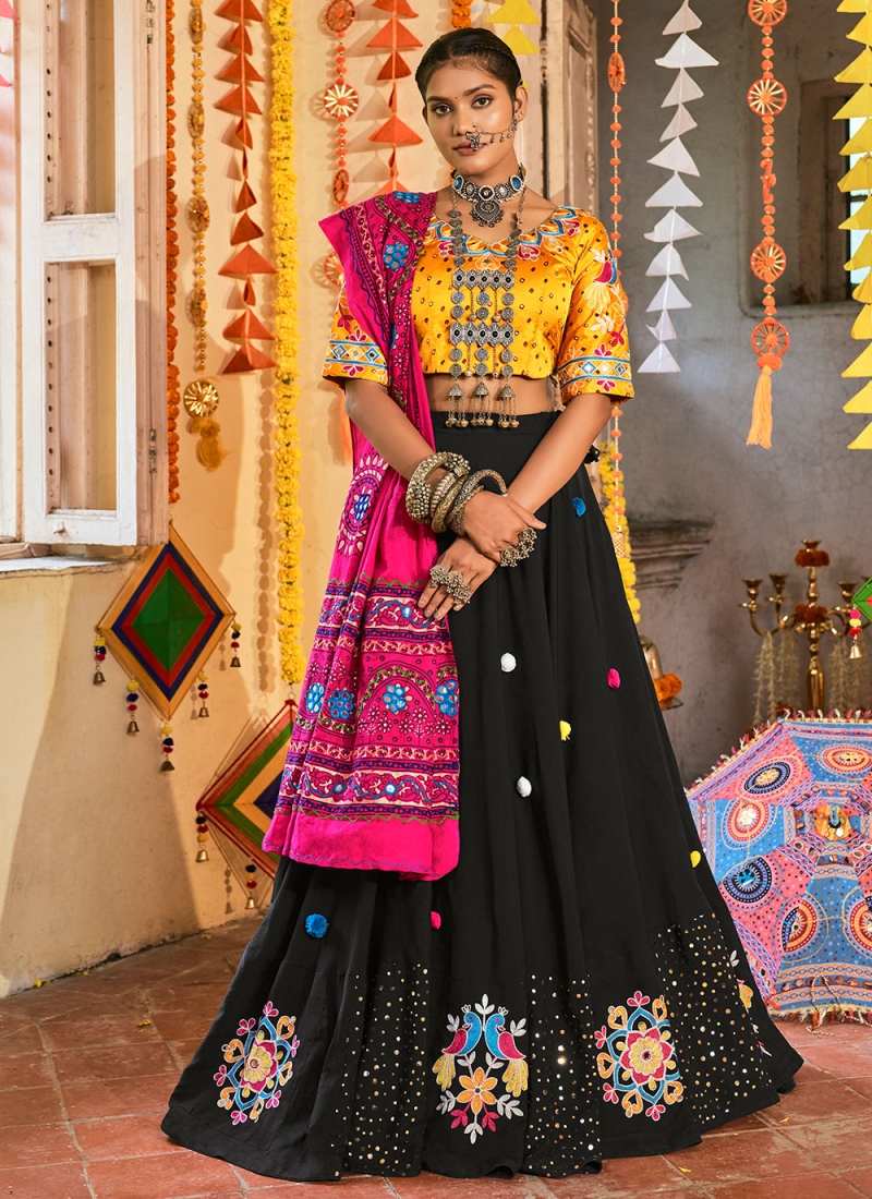 Buy Navratri Chaniya Choli - Marvelous Black Maslin Cotton Chaniya Choli –  Empress Clothing