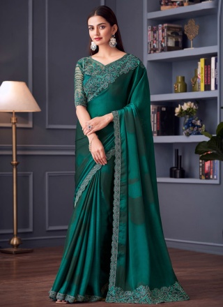 Especial Green and Teal Traditional Saree