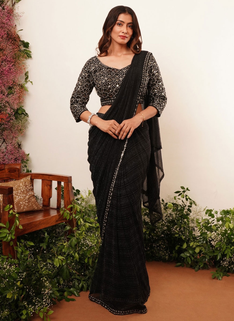 Exuberant Black Ceremonial Traditional Saree