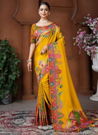 Fab Weaving pure-dola Mustard Traditional Saree