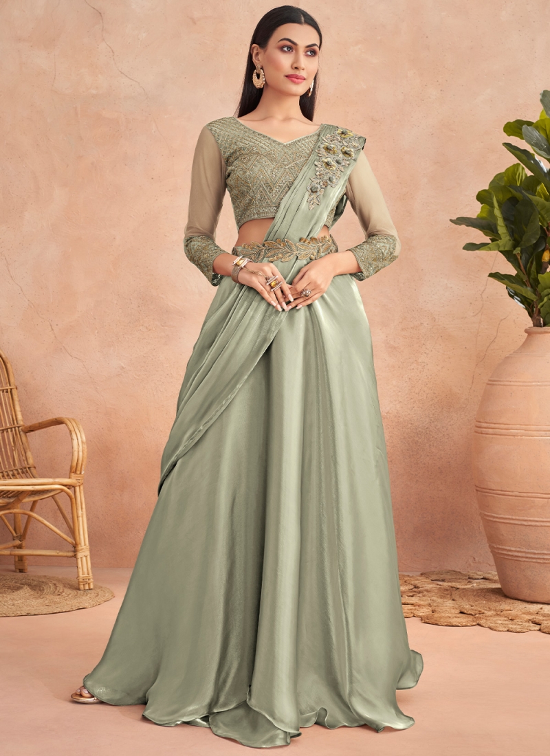 Top 5 Blouse Designs For The Plus-Size Bride! | Bridal Wear | Wedding Blog