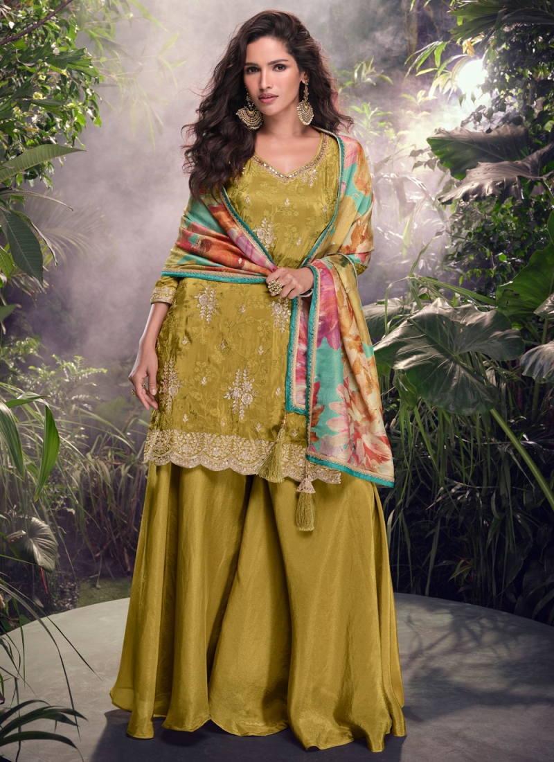 Green Ceremonial Readymade Salwar Kameez