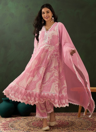 Gripping Blended Cotton Pink Embroidered Designer Salwar Kameez