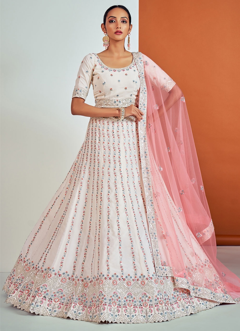 Punjabi Lehengas: Buy Punjabi Lehenga Choli Online