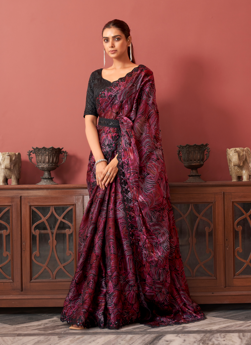 Lovable Brasso Jacqurad Brasso Print Classic Saree