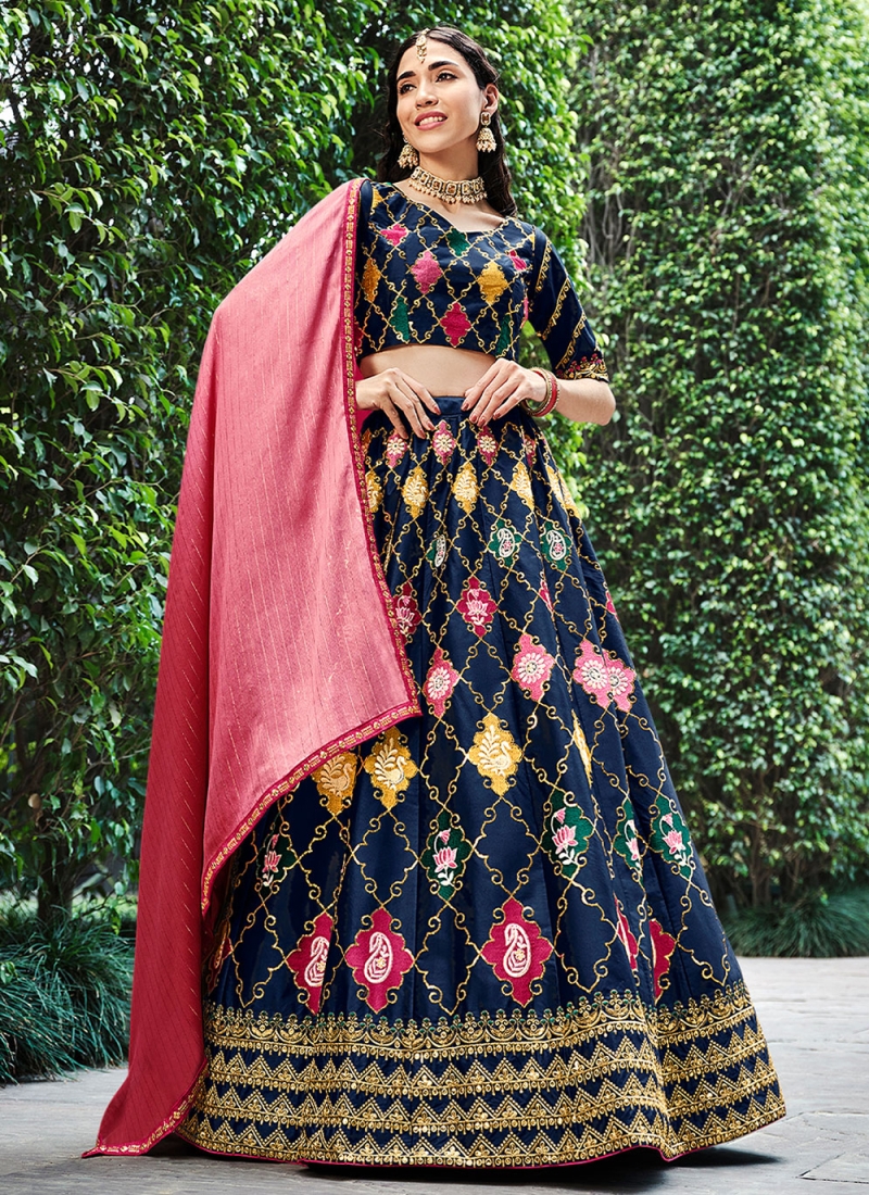 SwatiManish - SMF LEH 254 18 (SOLD) ₹ 59,000 Navy blue lehenga with bright  red sequin dupatta and red sequin blouse | Facebook