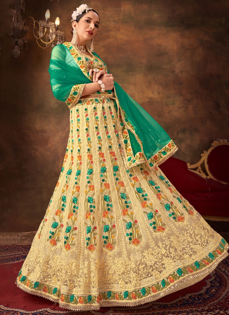 Shop Designer Pure Silk Bridal Lehenga Choli Online India & USA – Sunasa