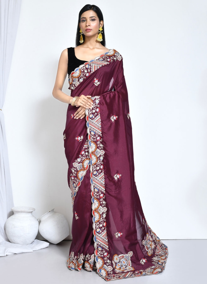 Paramount Trendy Saree For Reception