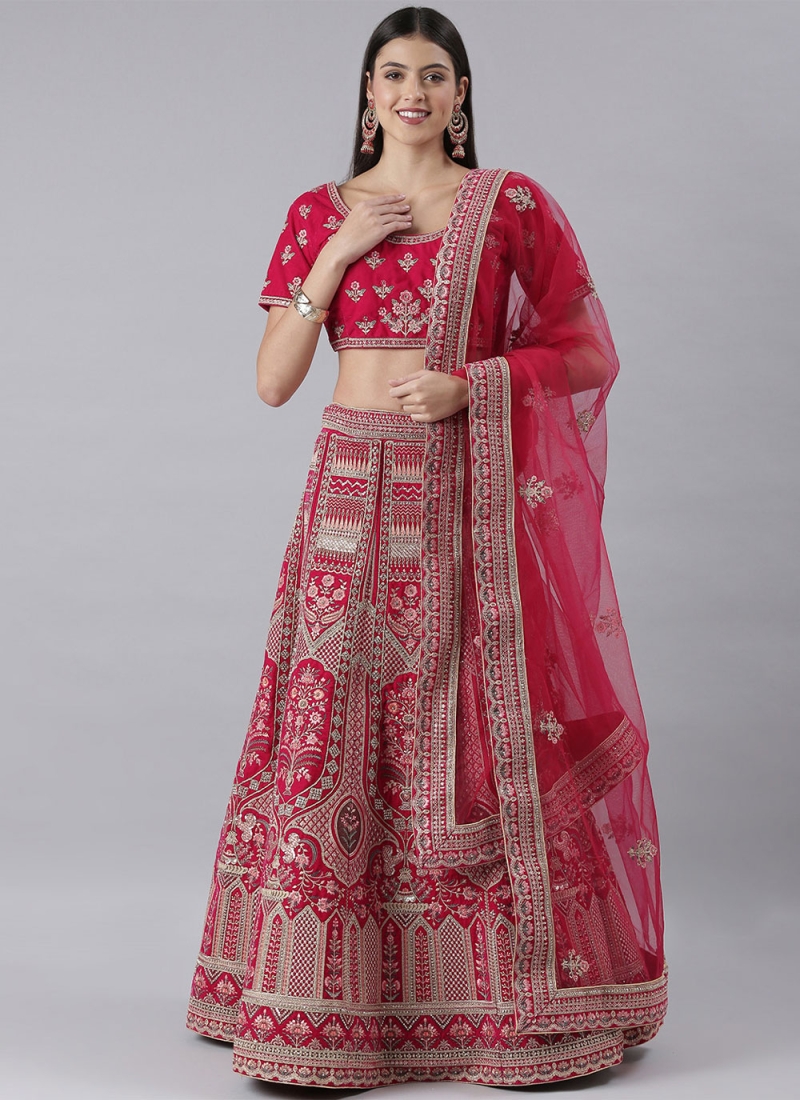 Red embellished bridal lehenga with pink dupatta | Red bridal dress, Bridal  lehenga collection, Bridal lehenga red