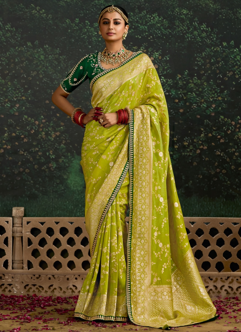 Sequins pure-dola Traditional Saree in Green