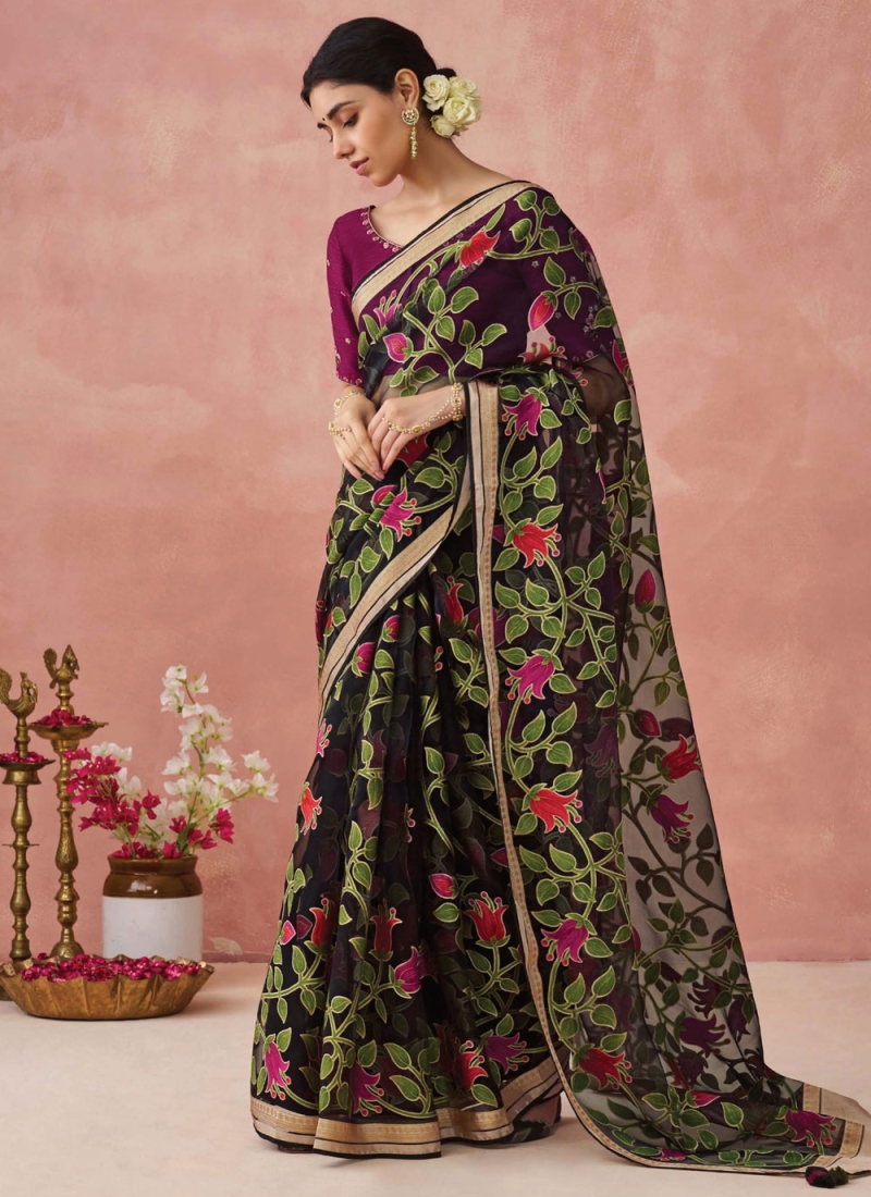 Staggering Print Designer Saree