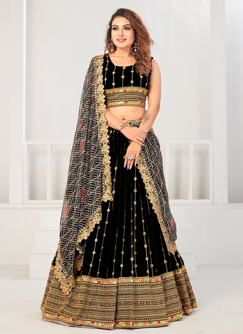 9 wedding-ready lehengas from Deepika Padukone's traditional wear wardrobe  | Black lehenga, Golden lehenga, Bollywood lehenga