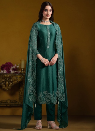 Versatile Georgette Ceremonial Salwar Kameez