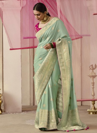 Viscose Floral Patterns Traditional Saree in Sea Green