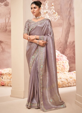 Viscose Weaving Classic Saree in Lavender