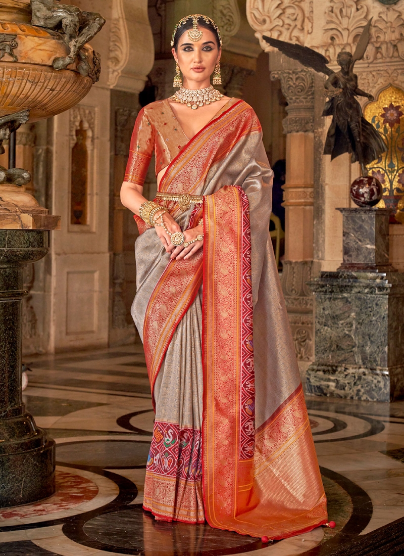 Winsome Banarasi Silk Meenakari Contemporary Saree